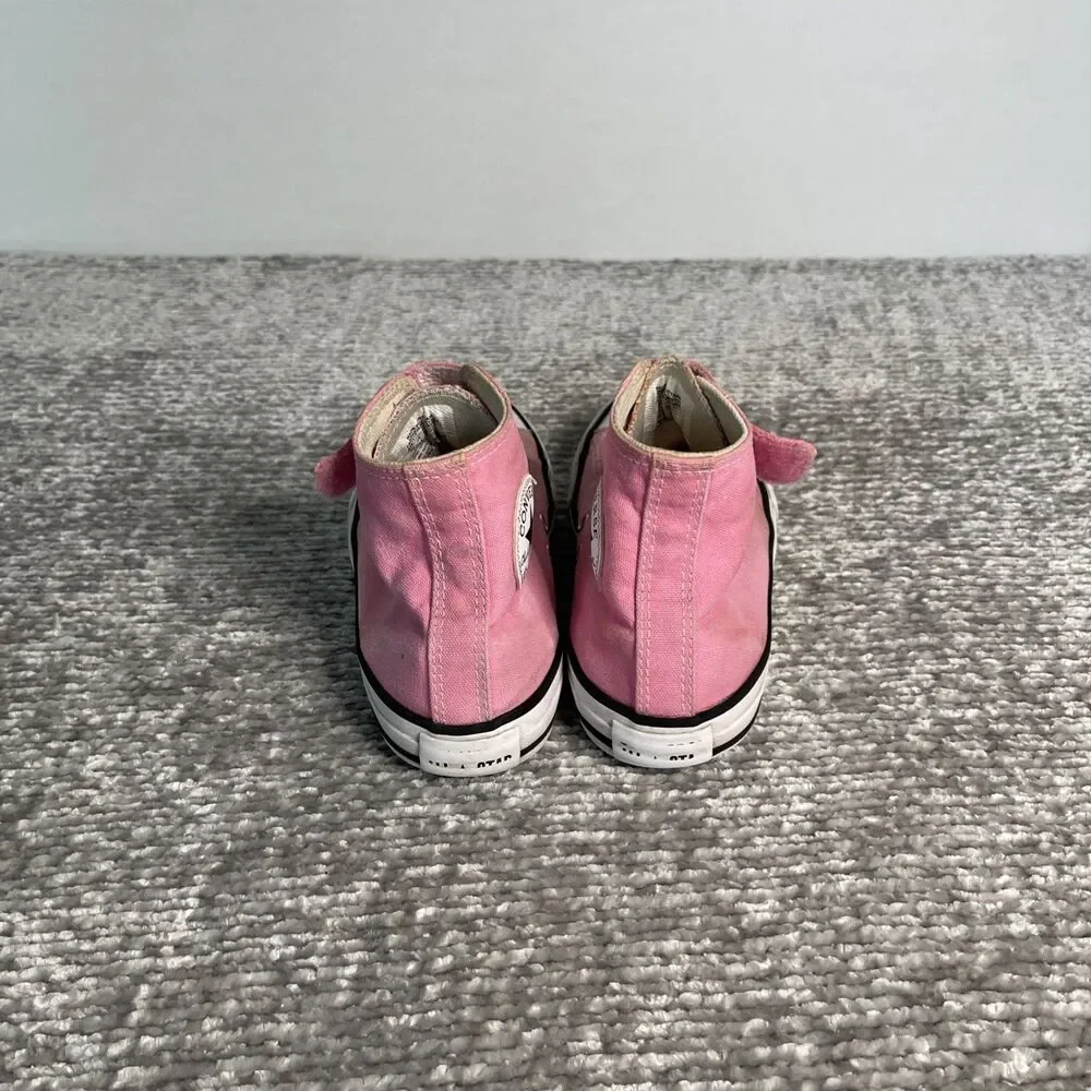 CONVERSE CHUCK TAYLOR ALL STAR - Girls PINK !! Size 3Y